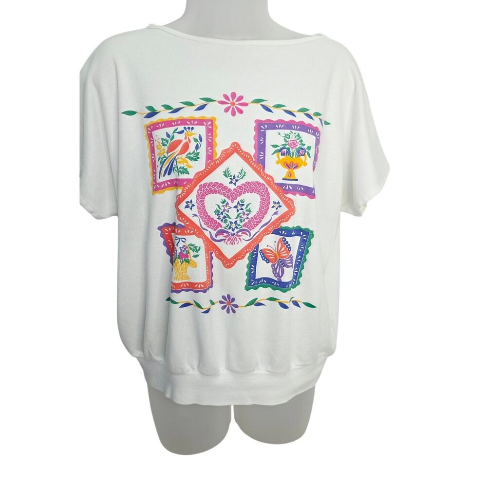 Vintage White Graphic Dolma  T- Shirt  Women's Medium Cottagecore Granny Core
